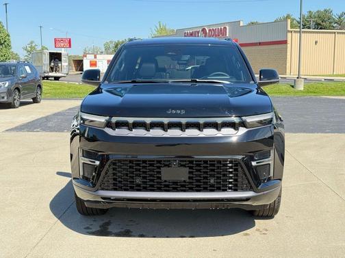 Gloss Black 2026 Jeep Grand Wagoneer Limited Reserve