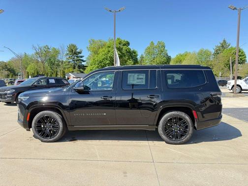 Gloss Black 2026 Jeep Grand Wagoneer Limited Reserve