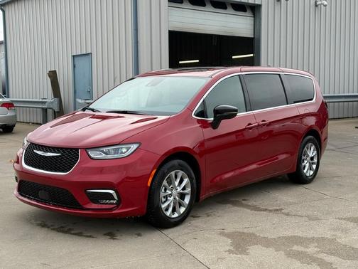 2026 Chrysler Pacifica Limited