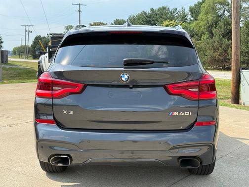 2019 BMW X3 M40i