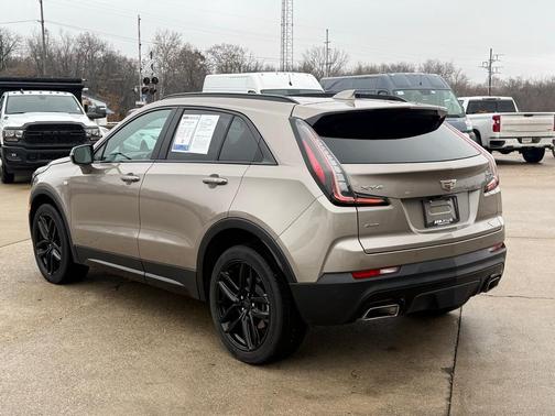 2023 Cadillac XT4 Sport