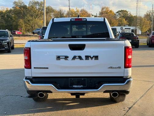 Bright White Clearcoat 2026 RAM 1500 Big Horn/Lone Star