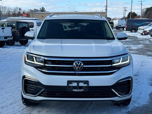 2023 Volkswagen Atlas 3.6L SEL Premium R-Line