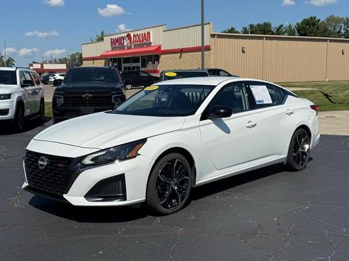 2024 Nissan Altima 2.5 SR