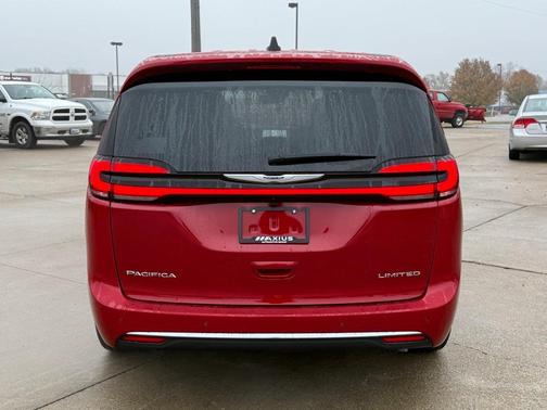 2026 Chrysler Pacifica Limited