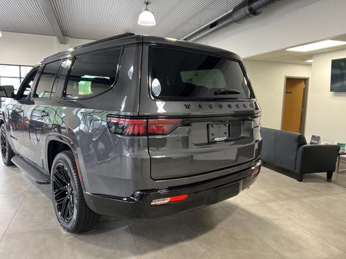 2025 Jeep Wagoneer Series II
