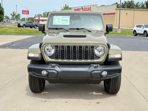 41 2026 Jeep Gladiator Sport