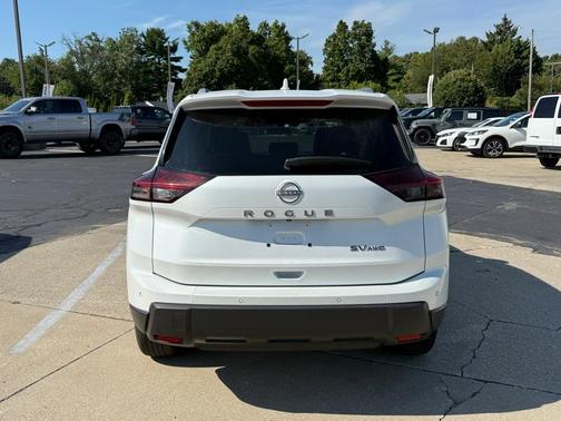 2024 Nissan Rogue SV