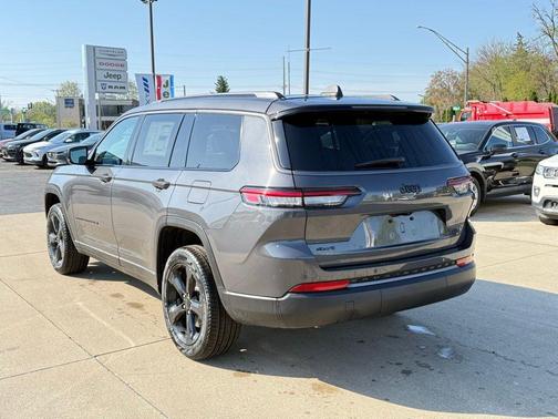 Metallic 2026 Jeep Grand Cherokee L Limited