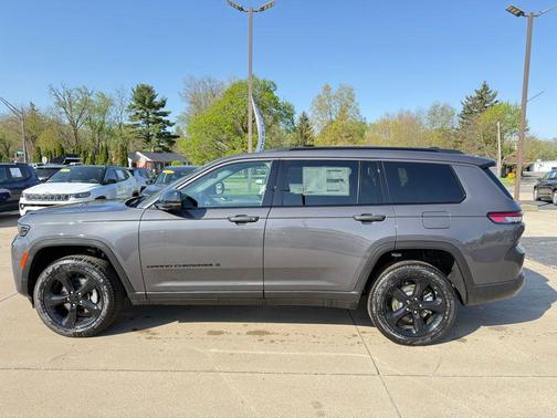 Metallic 2026 Jeep Grand Cherokee L Limited