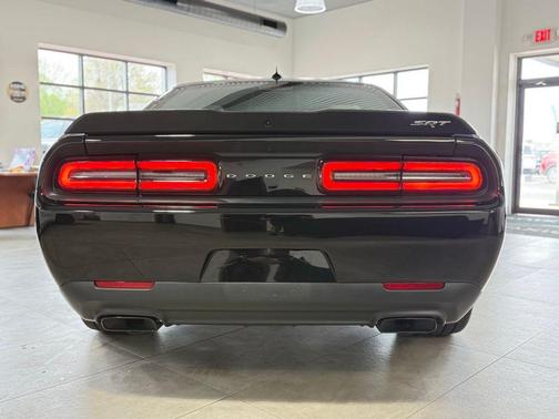 Pitch Black Clearcoat 2018 Dodge Challenger SRT Demon