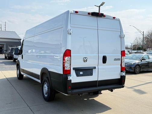 Bright White Clearcoat 2026 RAM ProMaster 3500 High Roof