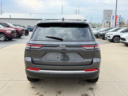 Metallic 2026 Jeep Grand Cherokee Limited