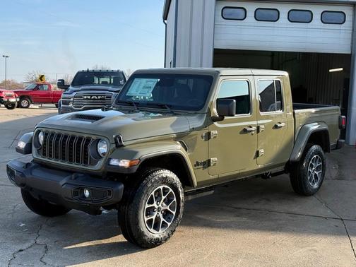 2026 Jeep Gladiator Sport