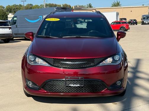 2020 Chrysler Pacifica Launch Edition