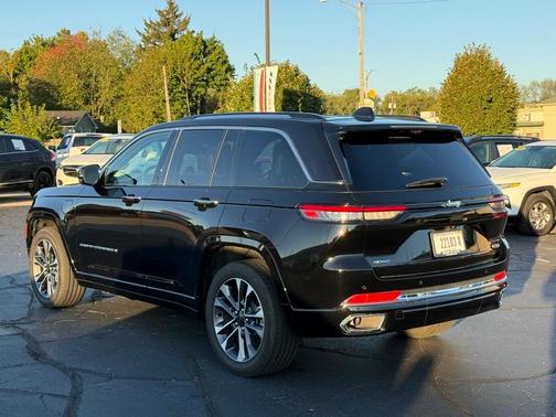 2023 Jeep Grand Cherokee 4xe Overland