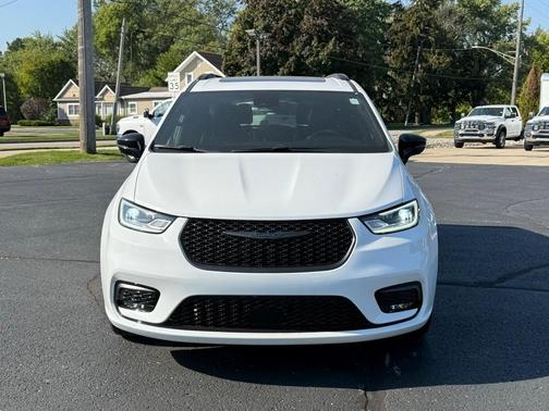 2025 Chrysler Pacifica Limited