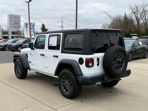 Bright White Clearcoat 2024 Jeep Wrangler Sport