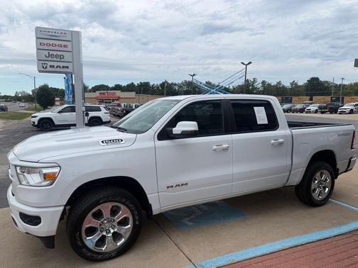 Bright White Clearcoat 2023 RAM 1500 Big Horn