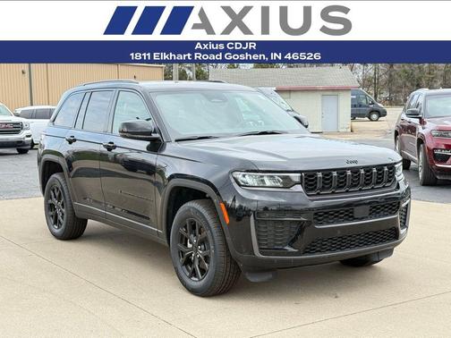 Diamond Black 2026 Jeep Grand Cherokee Laredo
