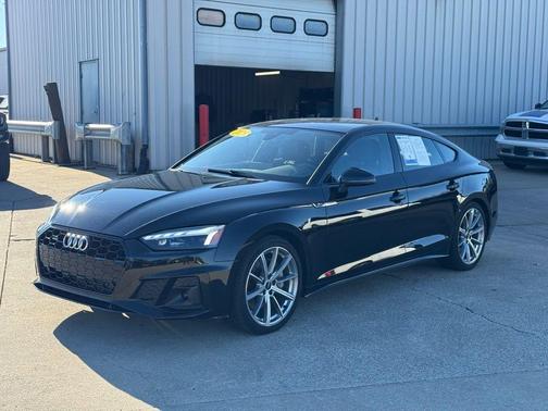 2025 Audi A5 Sportback 45 S line quattro Premium