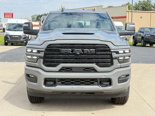 Ceramic Gray Clearcoat 2026 RAM 2500 Laramie