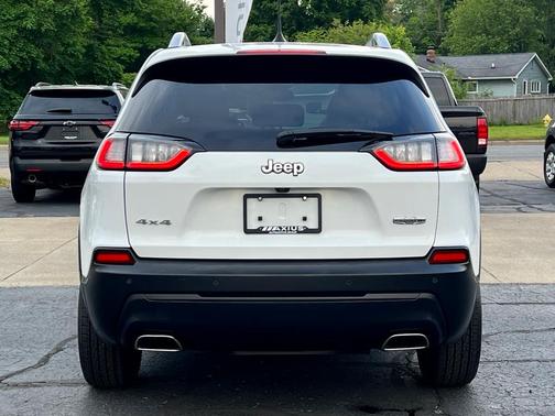 2021 Jeep Cherokee Latitude Lux