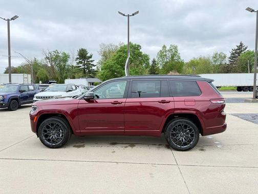 Velvet Red Pearlcoat 2026 Jeep Grand Cherokee L Summit