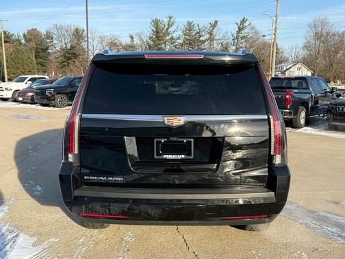 2018 Cadillac Escalade ESV Premium Luxury