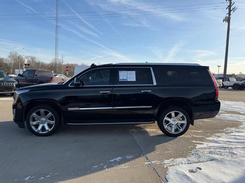 2018 Cadillac Escalade ESV Premium Luxury