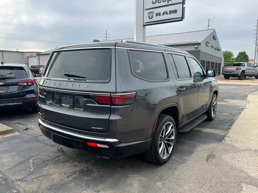 2022 Jeep Wagoneer Series II