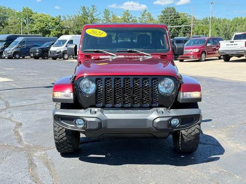 Snazzberry Pearlcoat 2021 Jeep Gladiator Sport