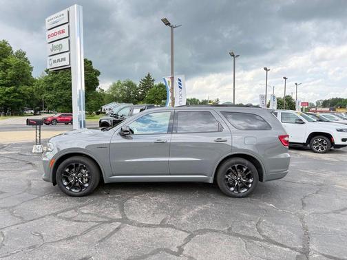 Destroyer Gray Clearcoat 2025 Dodge Durango R/T