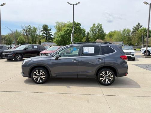 Magnetite Gray Metallic 2022 Subaru Forester Limited