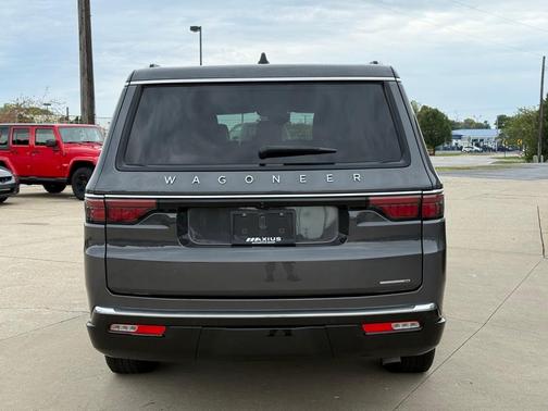 2024 Jeep Wagoneer L Series II