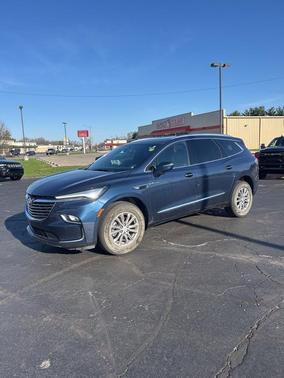 2022 Buick Enclave Essence