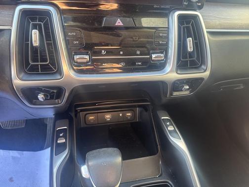2023 Kia Sorento EX