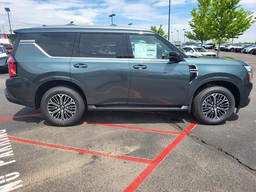 2025 Nissan Armada SL 4WD