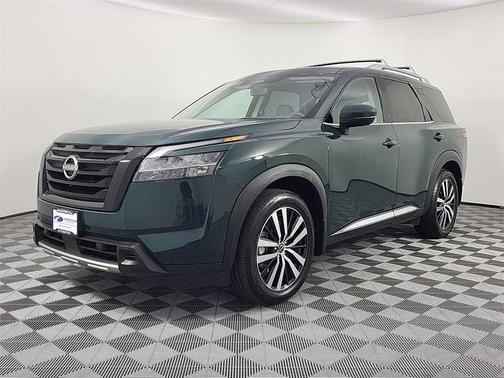 2023 Nissan Pathfinder Platinum 4WD