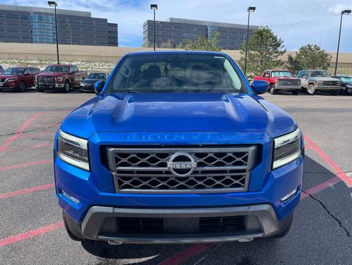 Bluestone Pearl 2024 Nissan Frontier SL