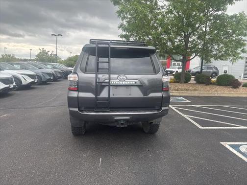 2020 Toyota 4Runner SR5