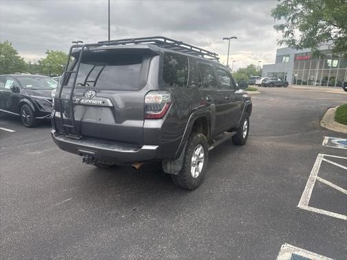 2020 Toyota 4Runner SR5