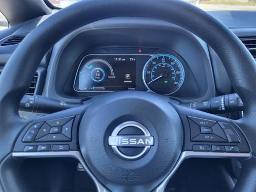 2025 Nissan Leaf S