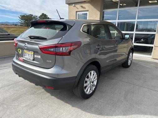 2022 Nissan Rogue Sport S