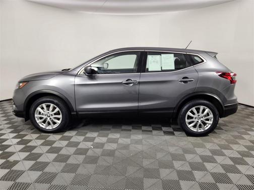 2022 Nissan Rogue Sport S