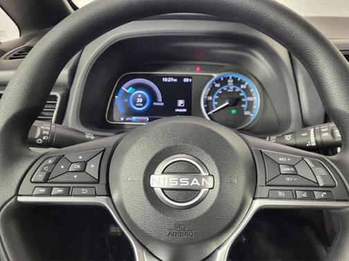 2025 Nissan Leaf S