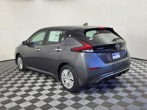 2025 Nissan Leaf S