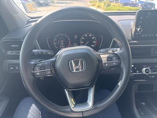 2023 Honda Pilot AWD EX-L 8 Passenger