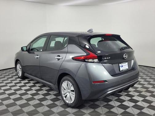 2025 Nissan Leaf S