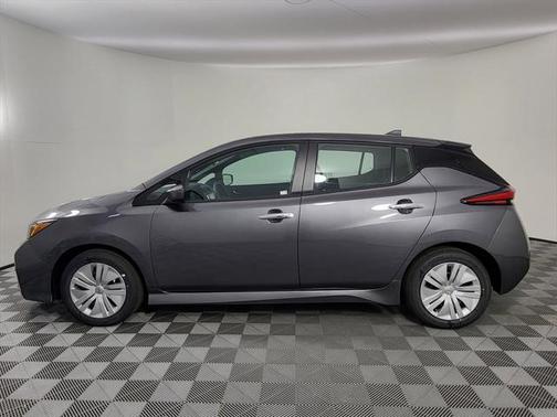 2025 Nissan Leaf S
